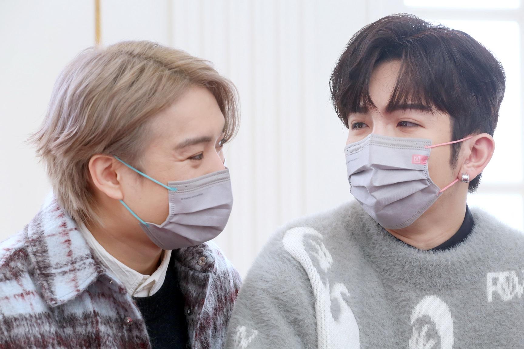 兩人老友鬼鬼,互爆又自爆。(董立華攝)