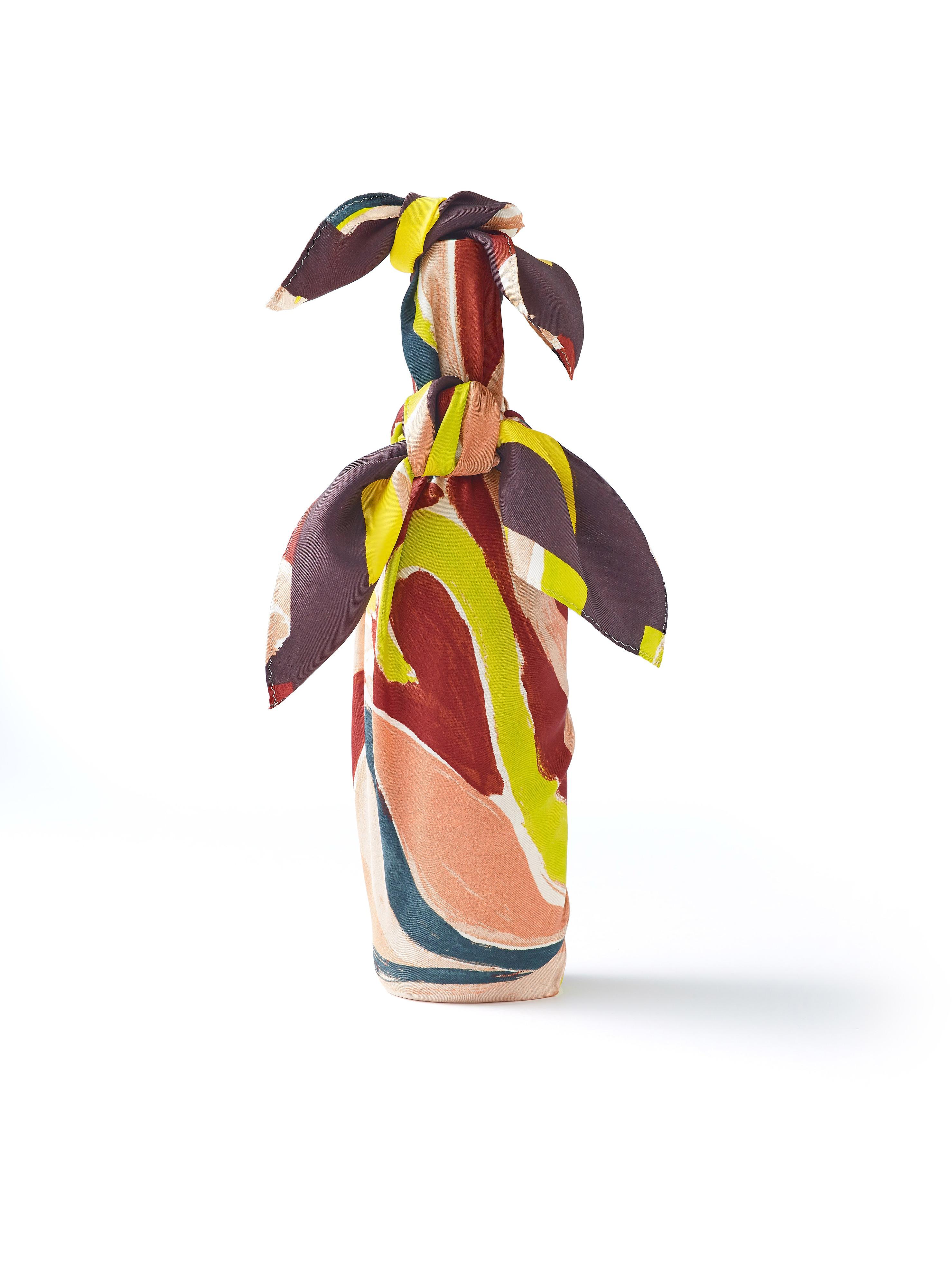 UNIQLO X MARNI Furoshiki絲巾 $149