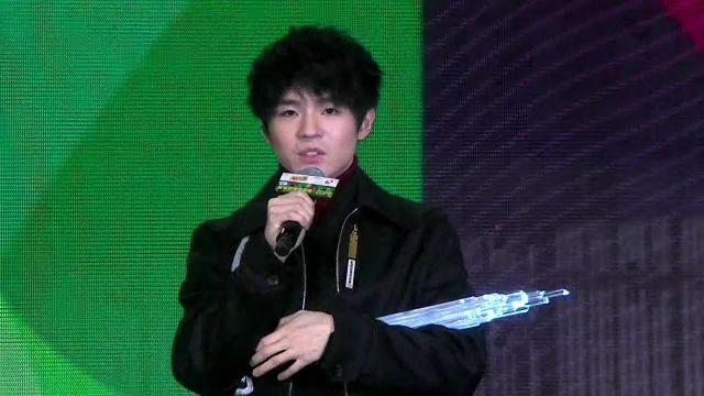 Ian多謝曾與他合作過的音樂人。