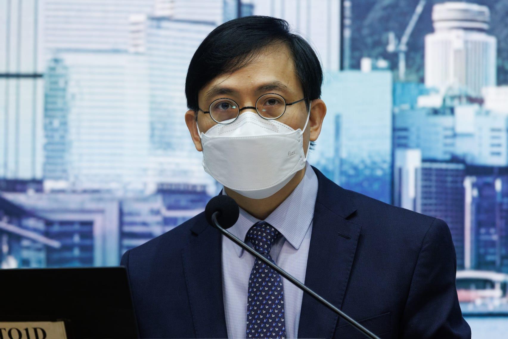 疫情|本地個案逐漸上升 醫務衞生局副局長李夏茵:會再觀察是否收緊社交距離措施 (蘇文傑攝)