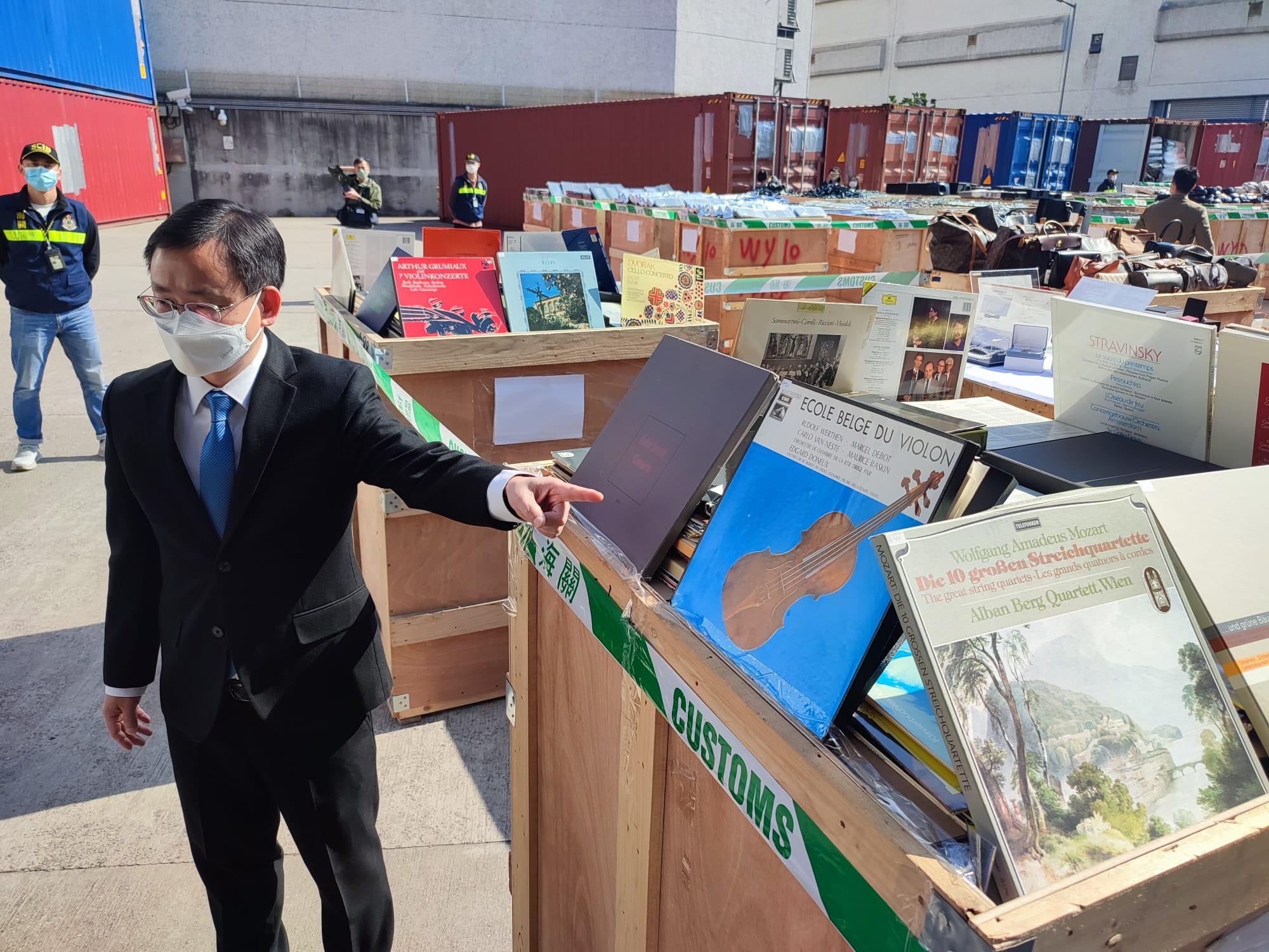 海關破獲今年第二大宗海路走私案 檢市值2億走私海味紅酒黑膠碟