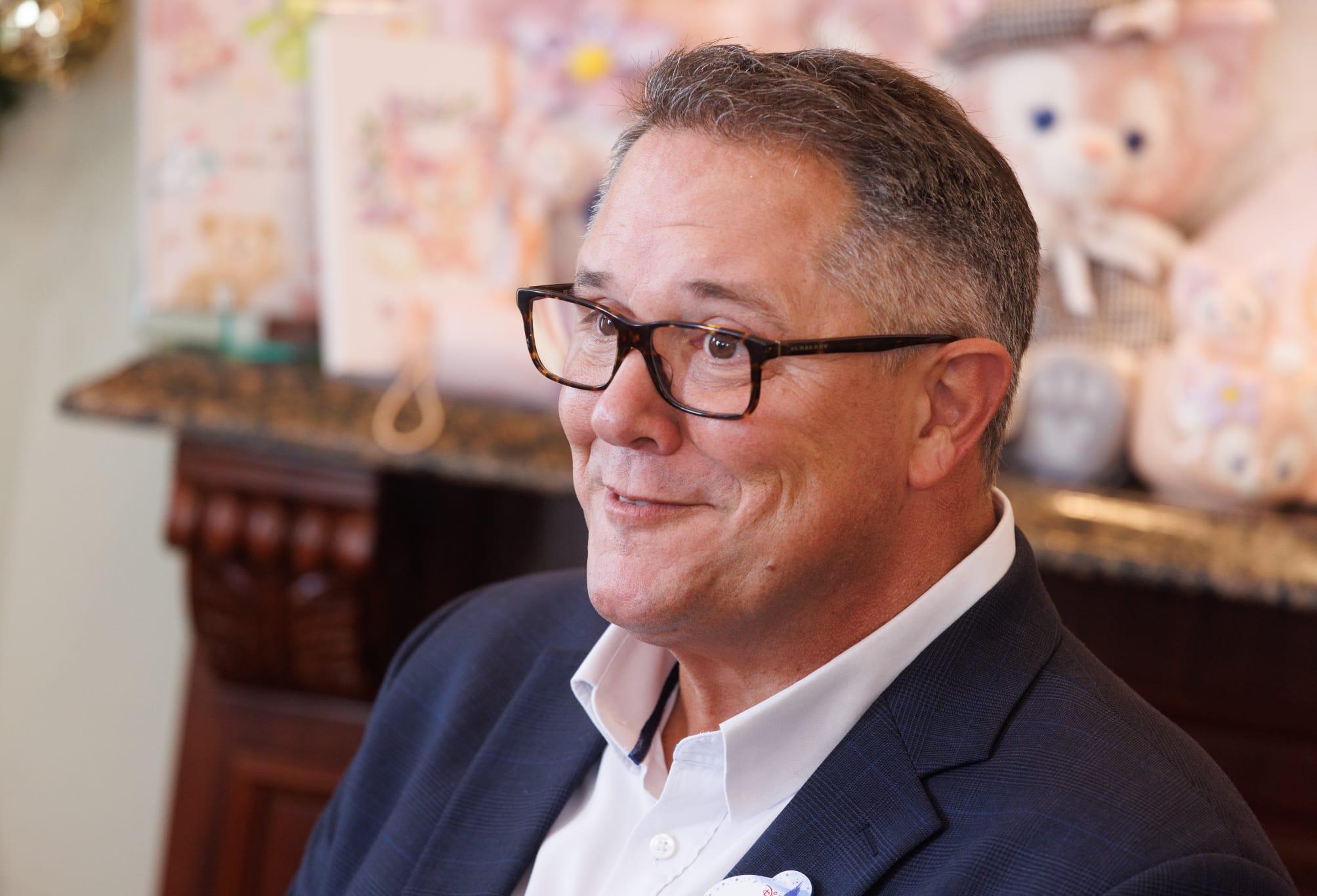 香港迪士尼日前接待疫下首訪樂園泰國團 CEO:歡迎進一步放寬有助吸引旅客