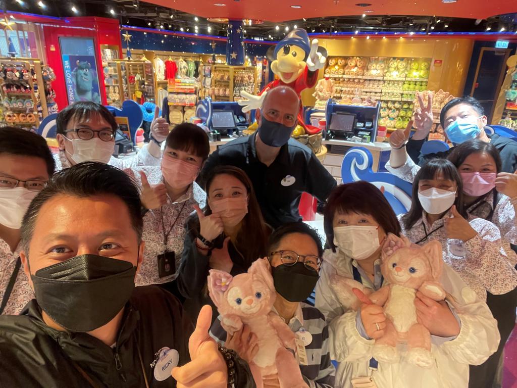 香港迪士尼日前接待疫下首訪樂園泰國團 CEO:歡迎進一步放寬有助吸引旅客