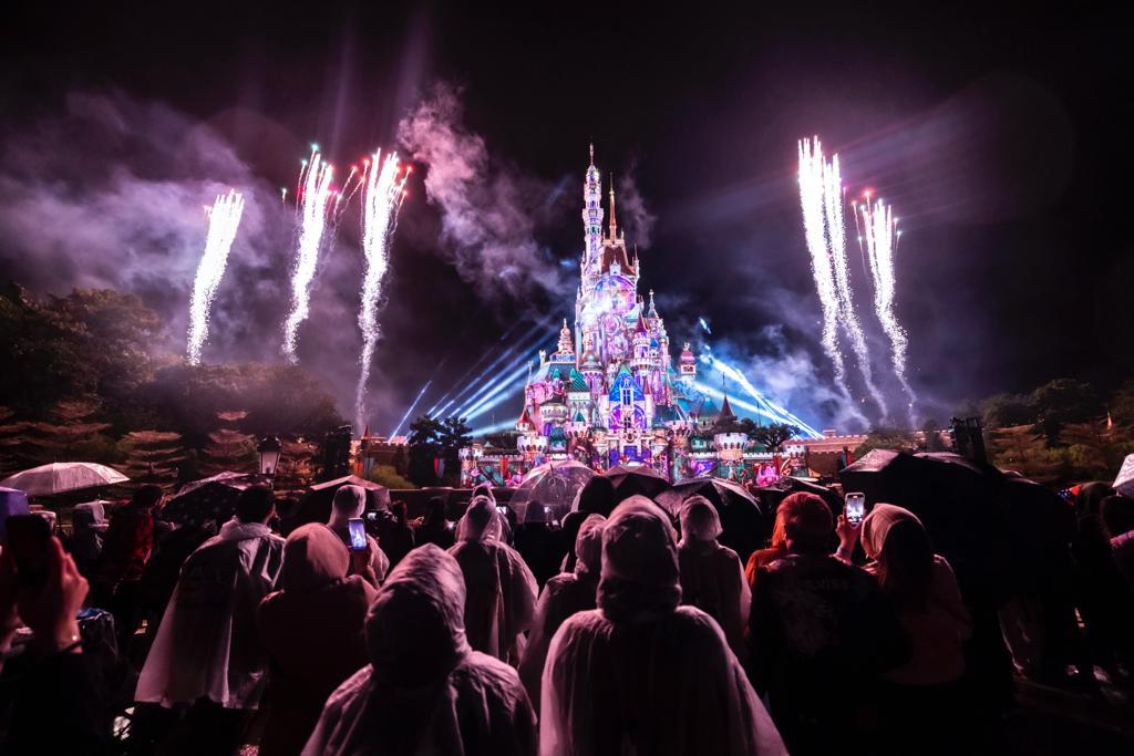 香港迪士尼日前接待疫下首訪樂園泰國團 CEO:歡迎進一步放寬有助吸引旅客