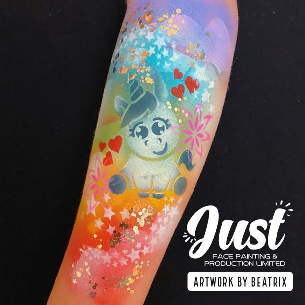 Just Facepainting的Facepainting及Armpainting。