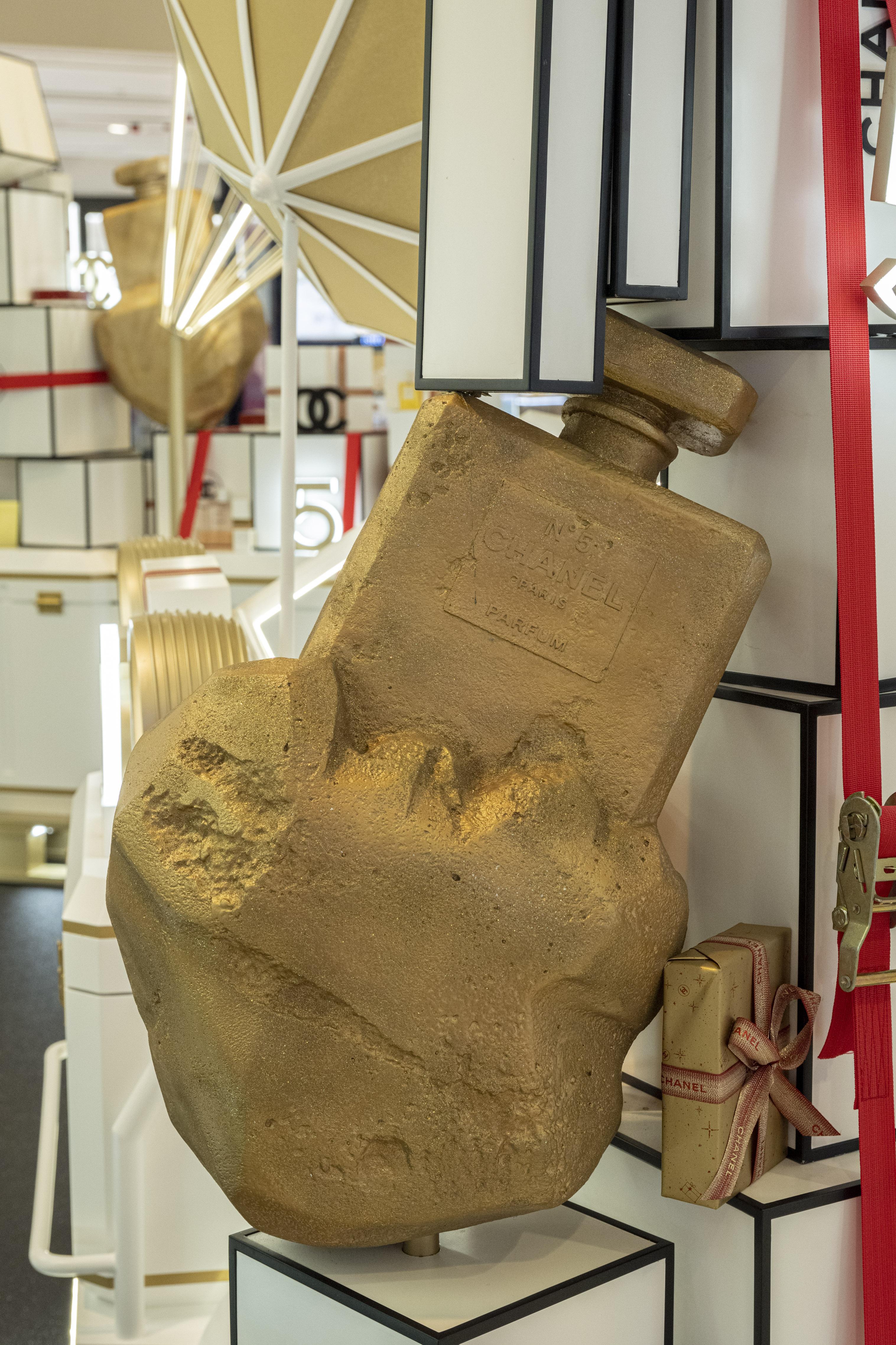 CHANEL太空飛船限定店