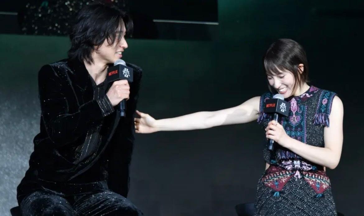 山崎賢人、土屋太鳳