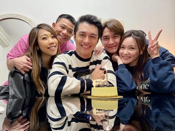 馬國明帶女友出席鐵馬家族活動。