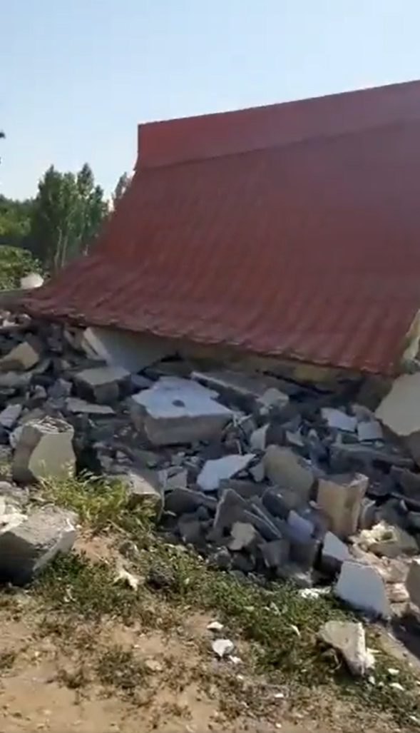 房屋被拆毀。(互聯網)