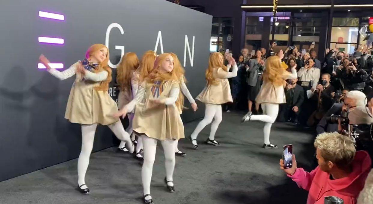 《人工殺姬》首映禮,大會安排八個M3GAN登場。