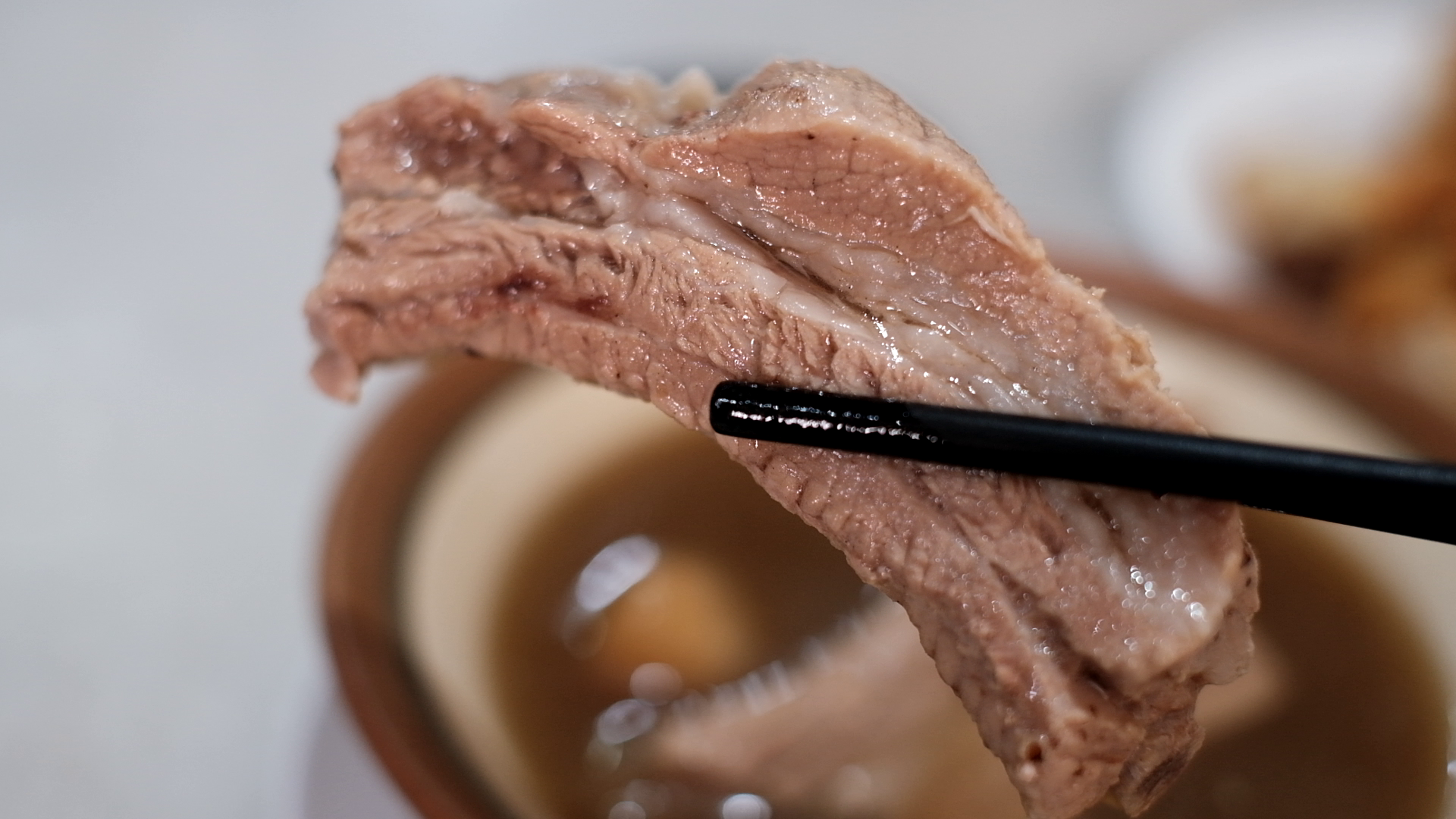 上等龍排肉骨茶