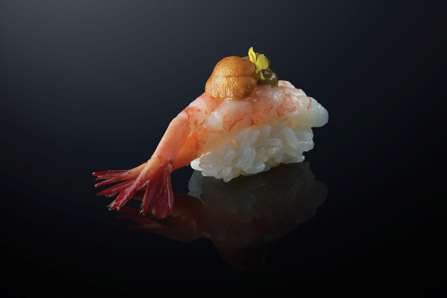 馬糞海膽配甜蝦壽司($42/件)