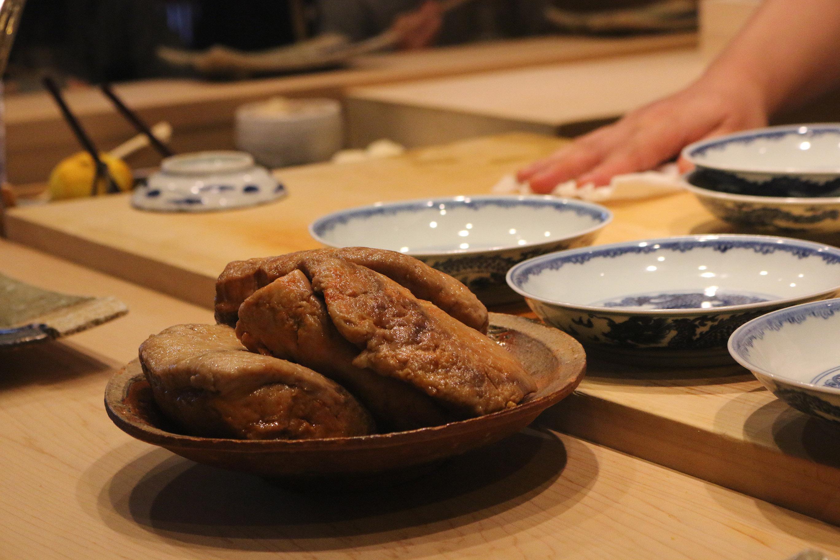 碩大肥美的鮟鱇魚肝。(wilson fok攝)