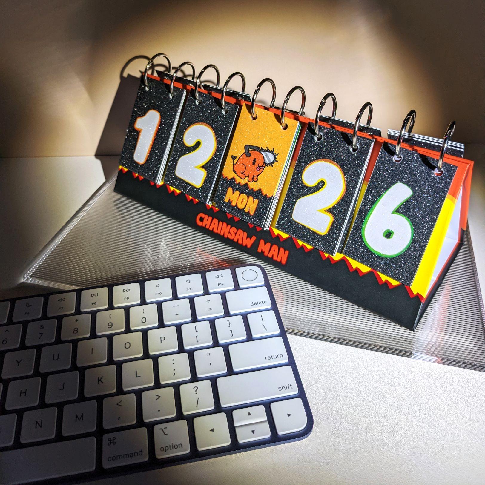 鏈鋸人 — 萬年曆 $ 125/件 香港首賣,OK齊齊印員優先預購。