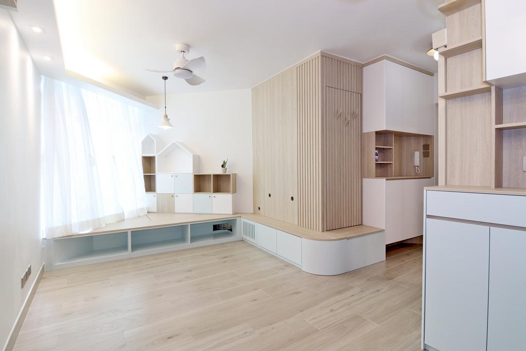 電視櫃的後方亦造了儲物室