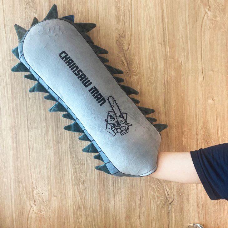 電鋸造型抱枕 $ 250/件