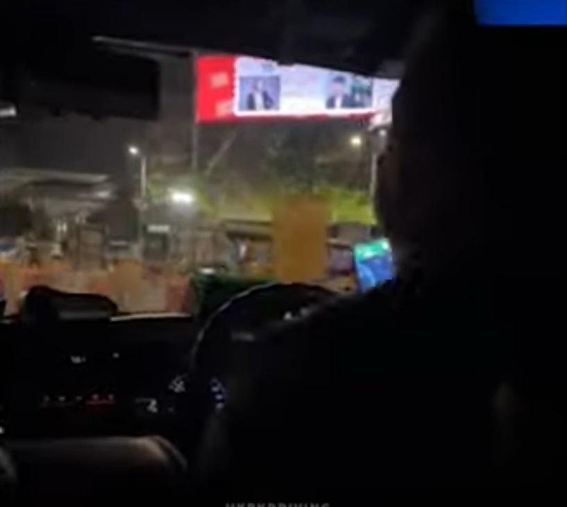 女乘客與的士司機互罵,雙方粗口橫飛。(網上截圖)