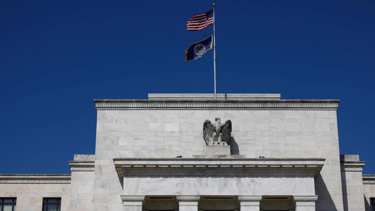 香港銀行率先減息 美國加息周期快完