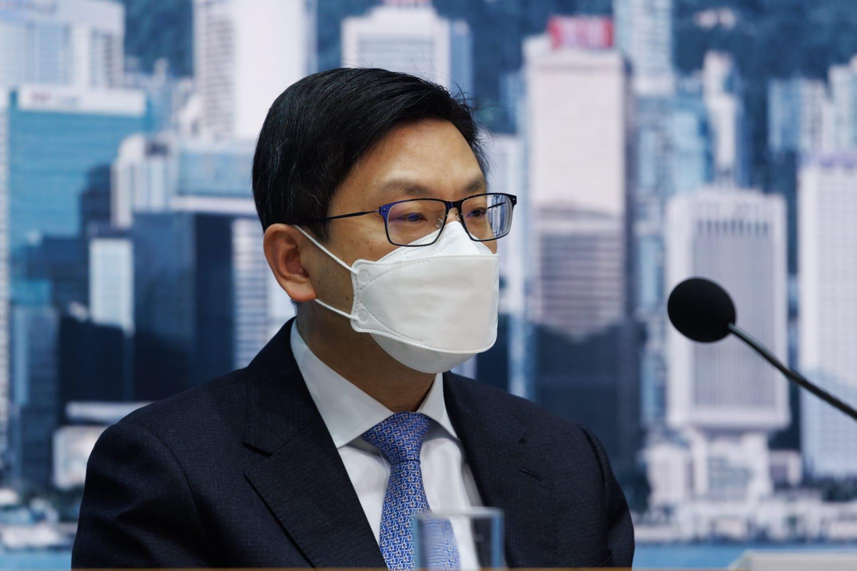 勞福局長孫玉菡就交代確診員工的病假安排。