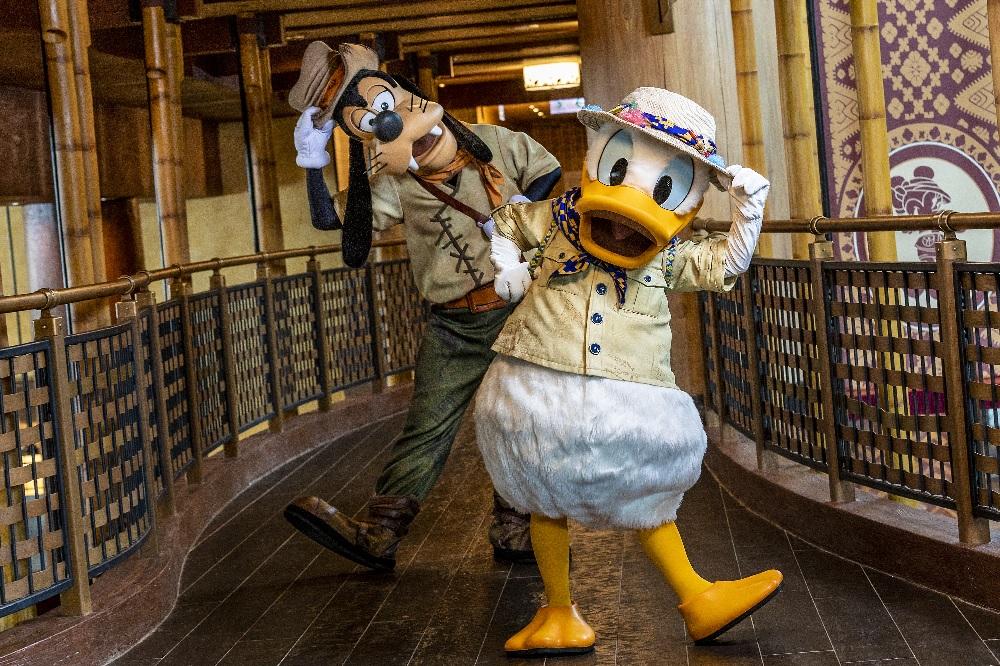 入住賓客更有機會與迪士尼朋友見面自拍。