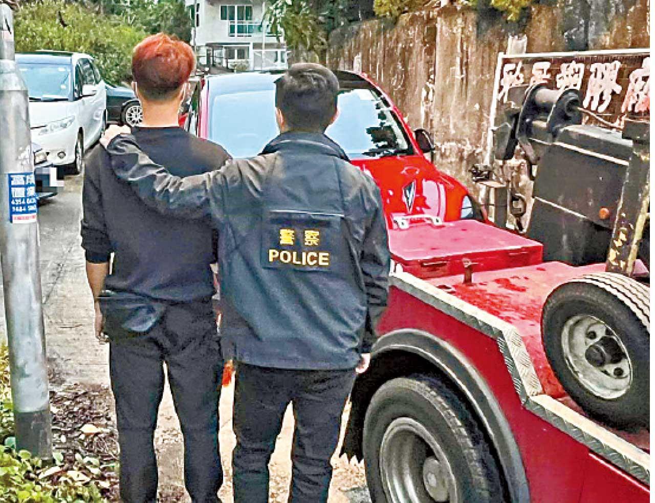 涉去年底荃錦公路非法賽車 警拘16人13漢被起訴