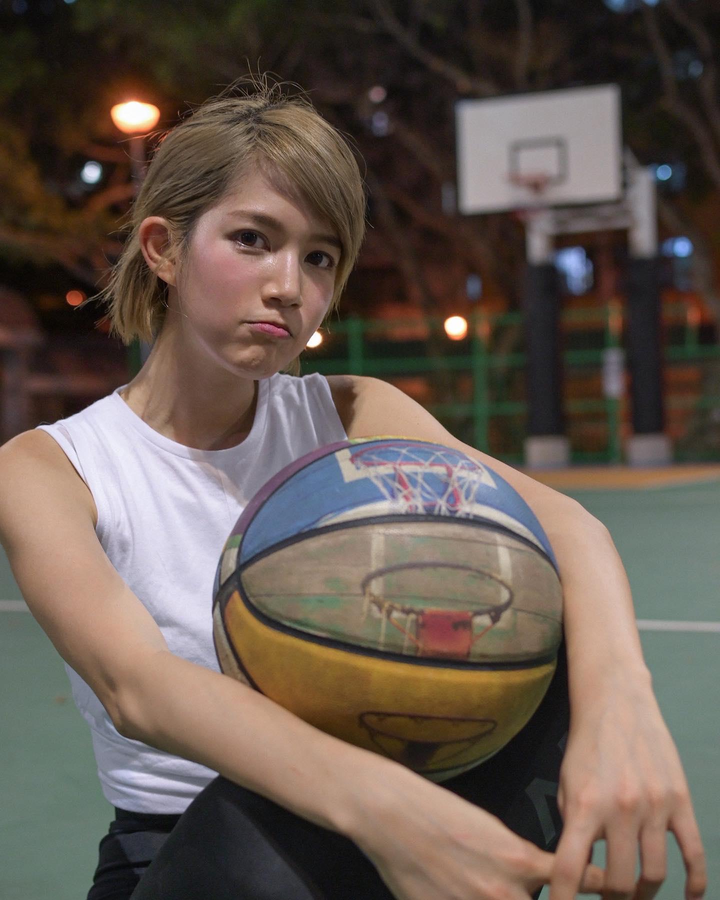 蘇皓兒經常打籃球。(蘇皓兒FB)