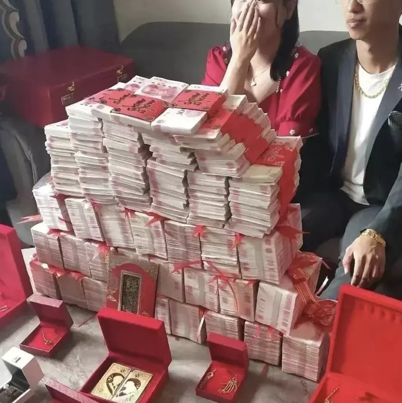 天價禮金往往引起「嫁女還是賣女」的質疑,也被認為是內地許多單身男子難以「脫單」成家的原因之一。(互聯網)