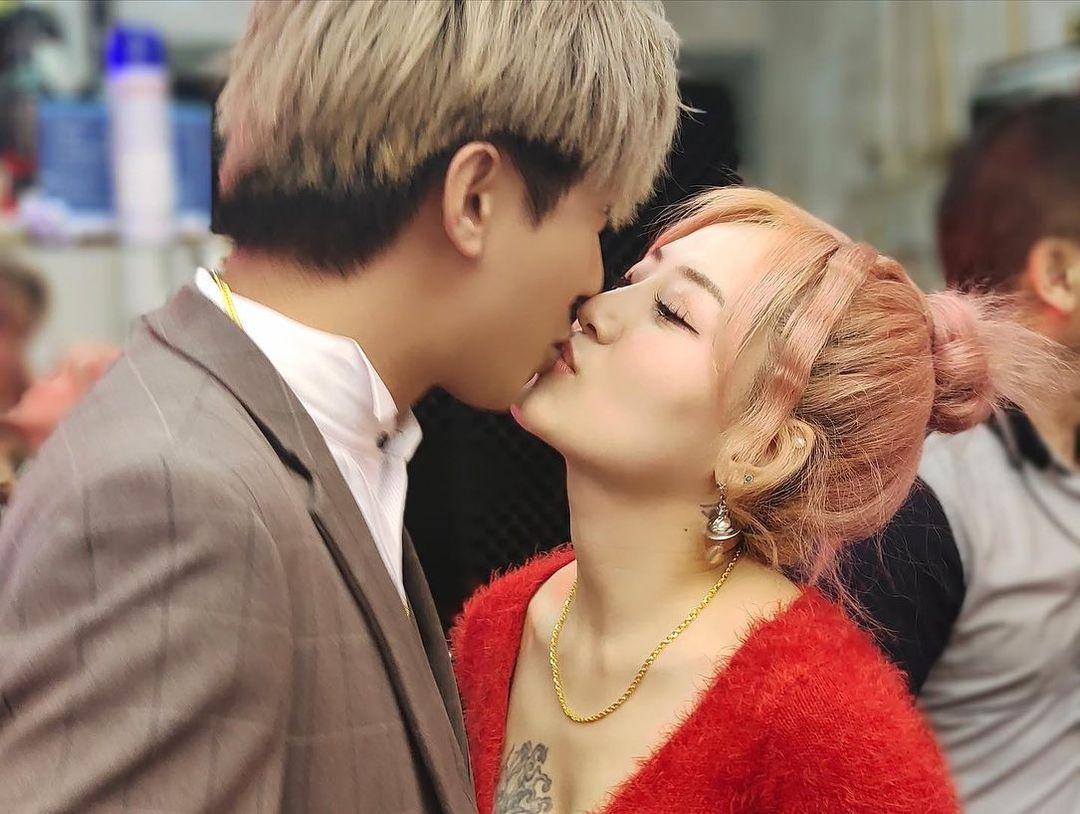 屯門娜娜與圈外人迪康結婚