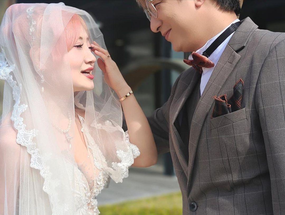 屯門娜娜與圈外人迪康結婚