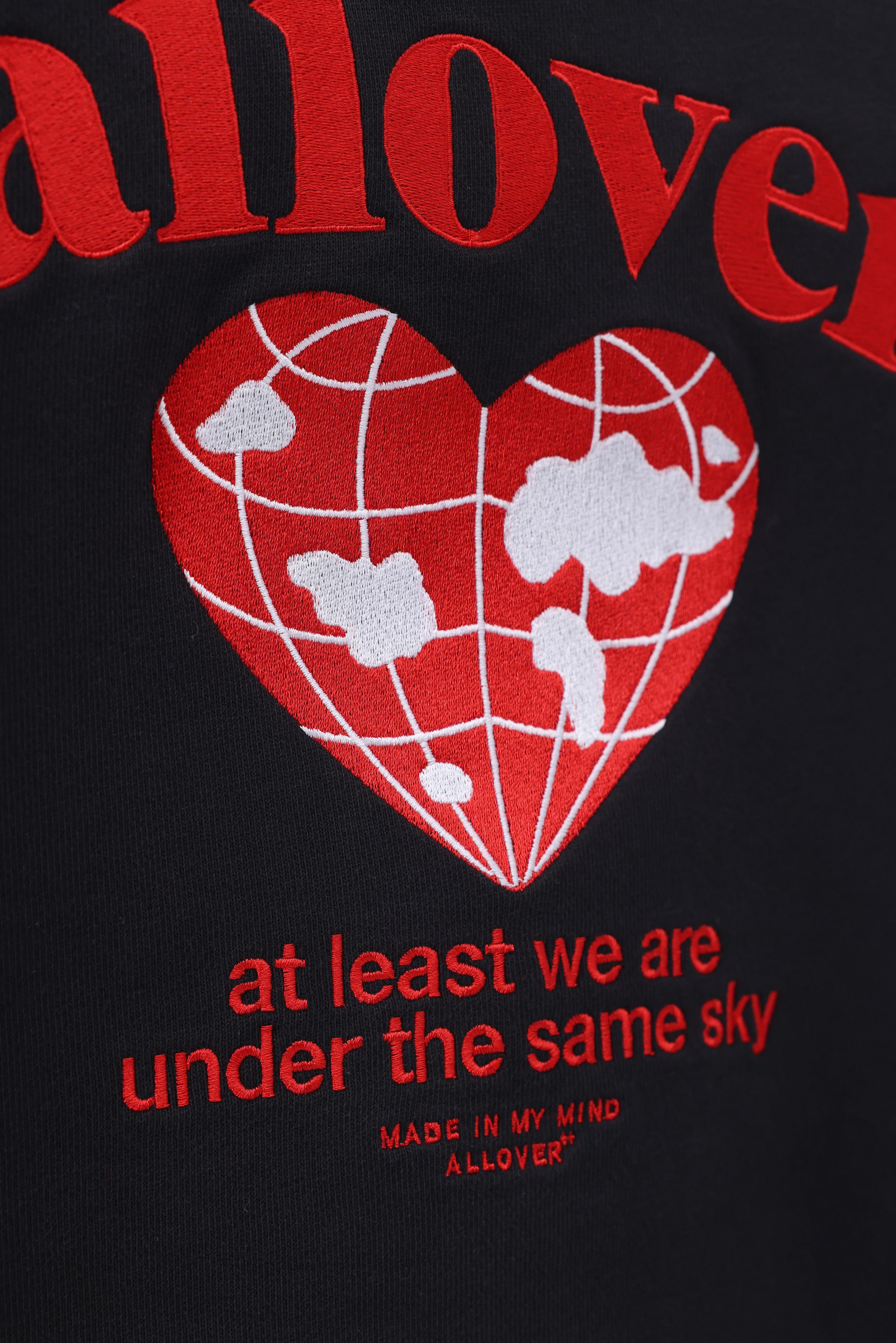 “ALLOVER HEART ”刺繡徽章衛衣(黑色)