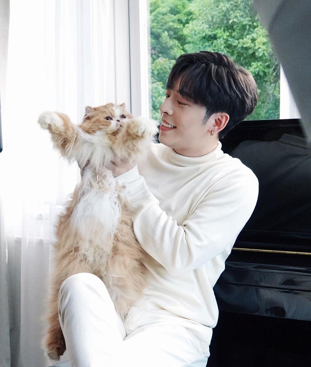 兔年運程2023|屬鼠藝人有Edan。