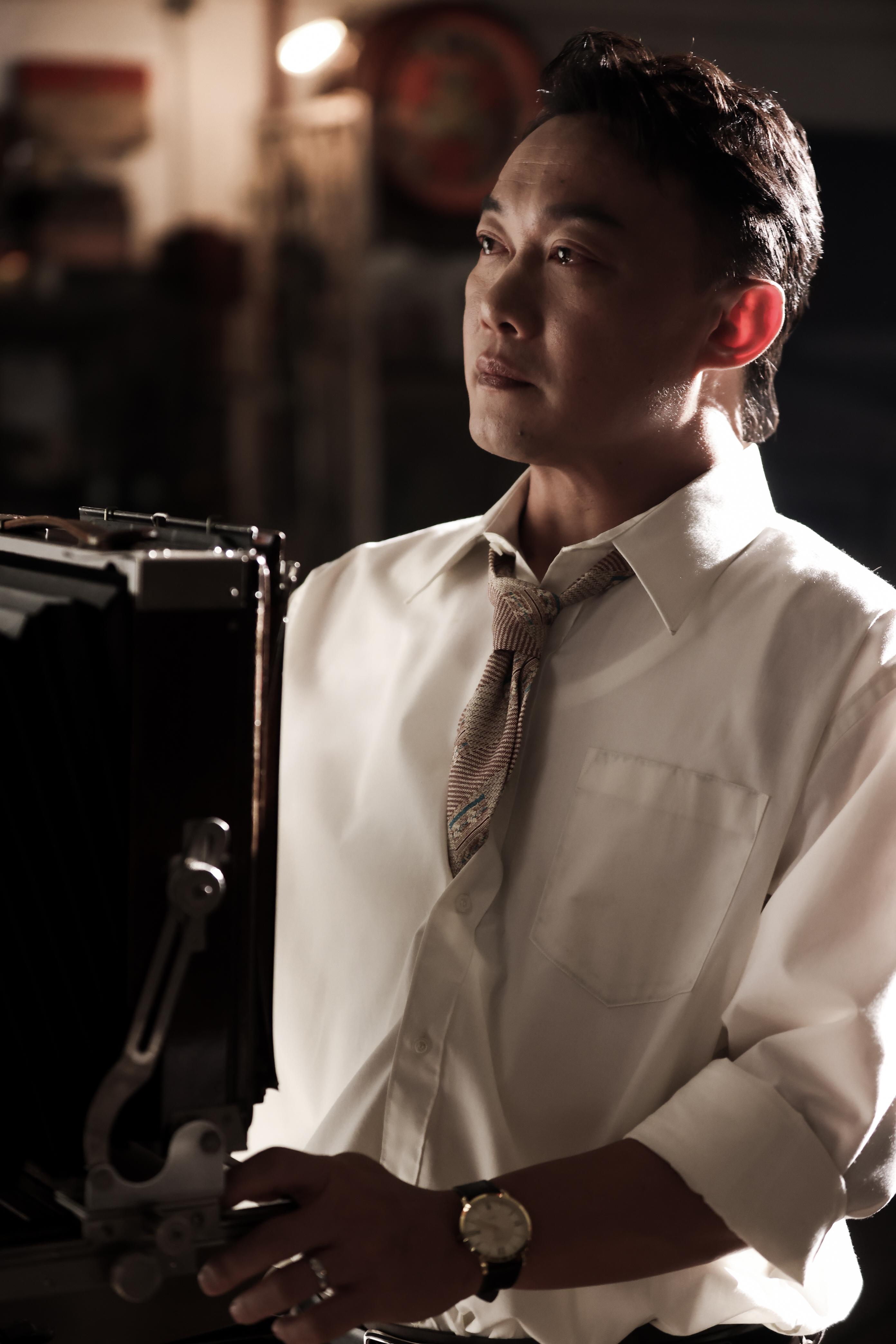 Eason演得投入,對住一張空床流出真眼淚。