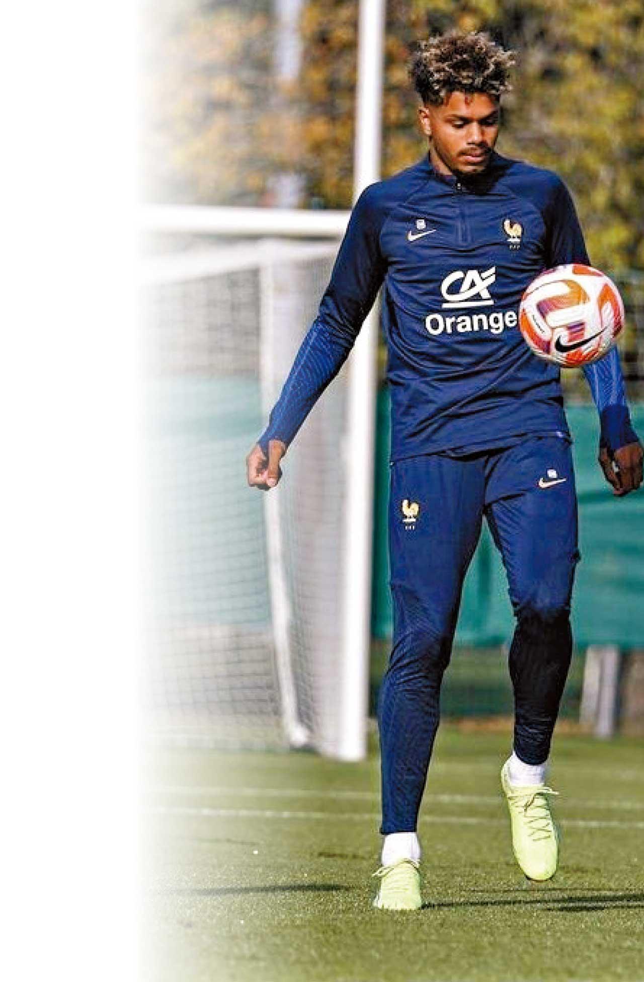 英超|維拉主場鬥列斯聯 賽前鬥增兵