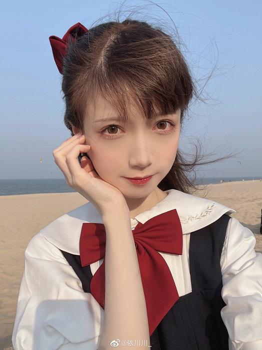 依川川cosplay照。(依川川微博)