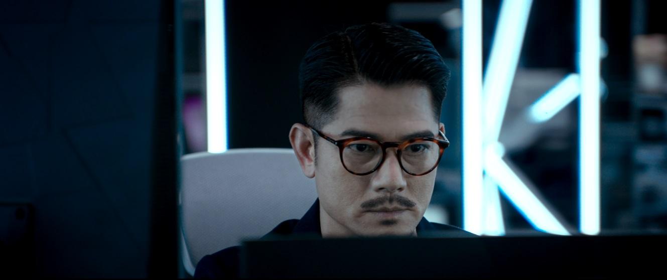 郭富城在戲中飾演電腦奇才兼慈父。