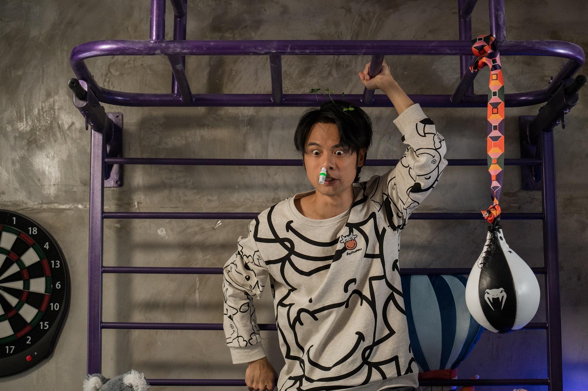 陳健朗在《一人婚禮》演Dickson,形象跟他大不相同。(劇照)