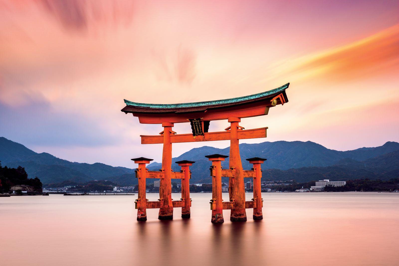 七海探索者號 (圖片由麗晶七海郵輪提供)