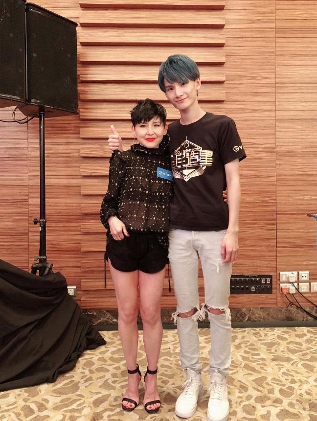 Jeremy在《全民造星》時,獲劉美君發掘其獨特的妖媚氣質。