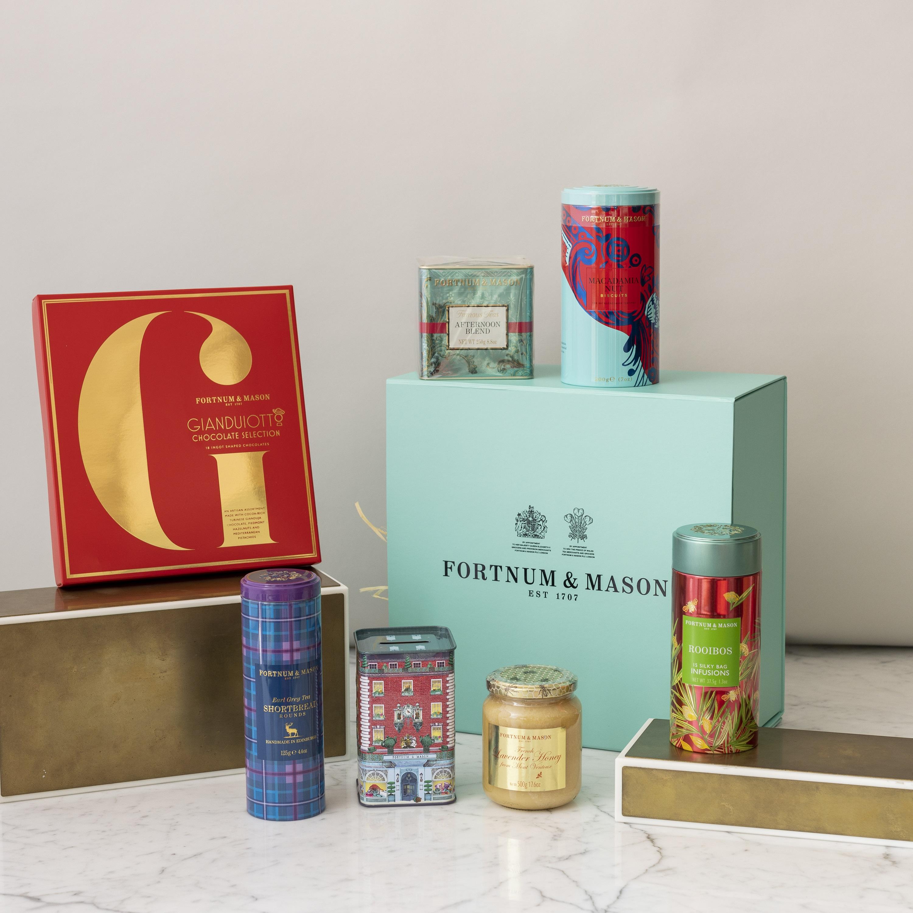 「歡欣吉慶」賀年禮盒(港幣$1,318)