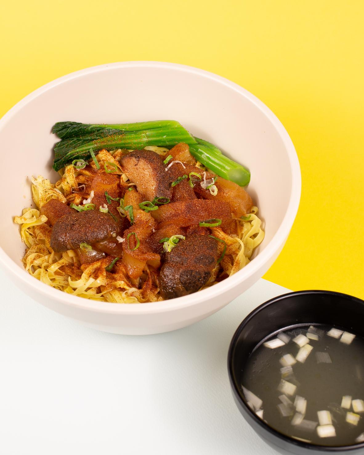 蝦籽花膠撈麵 HK$88