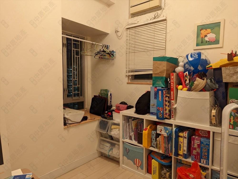 單位有不少窗戶,光猛兼通爽。(代理提供)