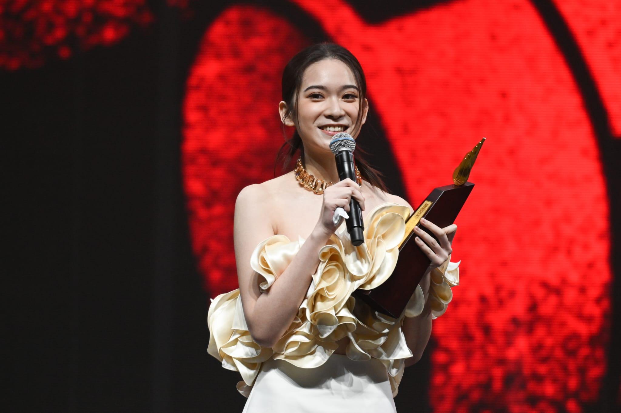 雲浩影奪生力軍女歌手金獎。(李睿哲攝)