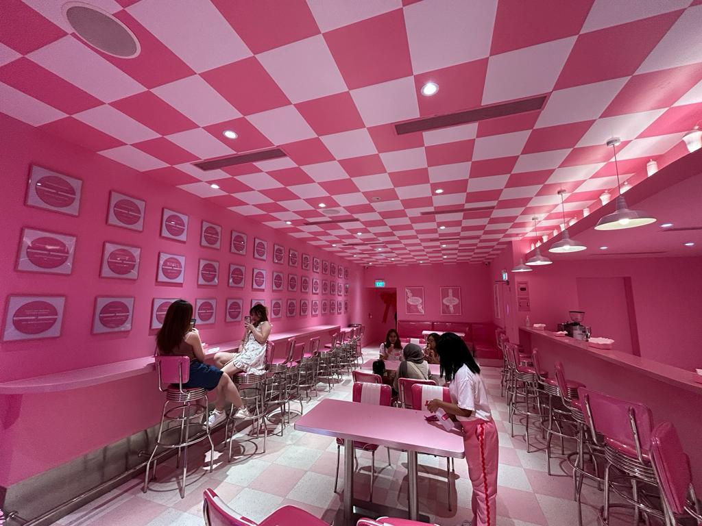 設有堂食位置,可以坐低慢慢食