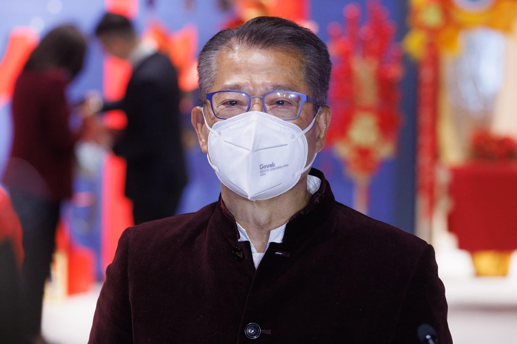 受疫情影響,時隔3年,港交所(388)再次舉行實體開市儀式。 (蘇文傑攝)