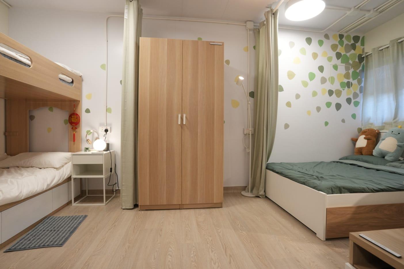 簡約公屋|首批2100單位最快下年度落成 何永賢:會落實為不同選址完善交通 (陳奕釗攝)