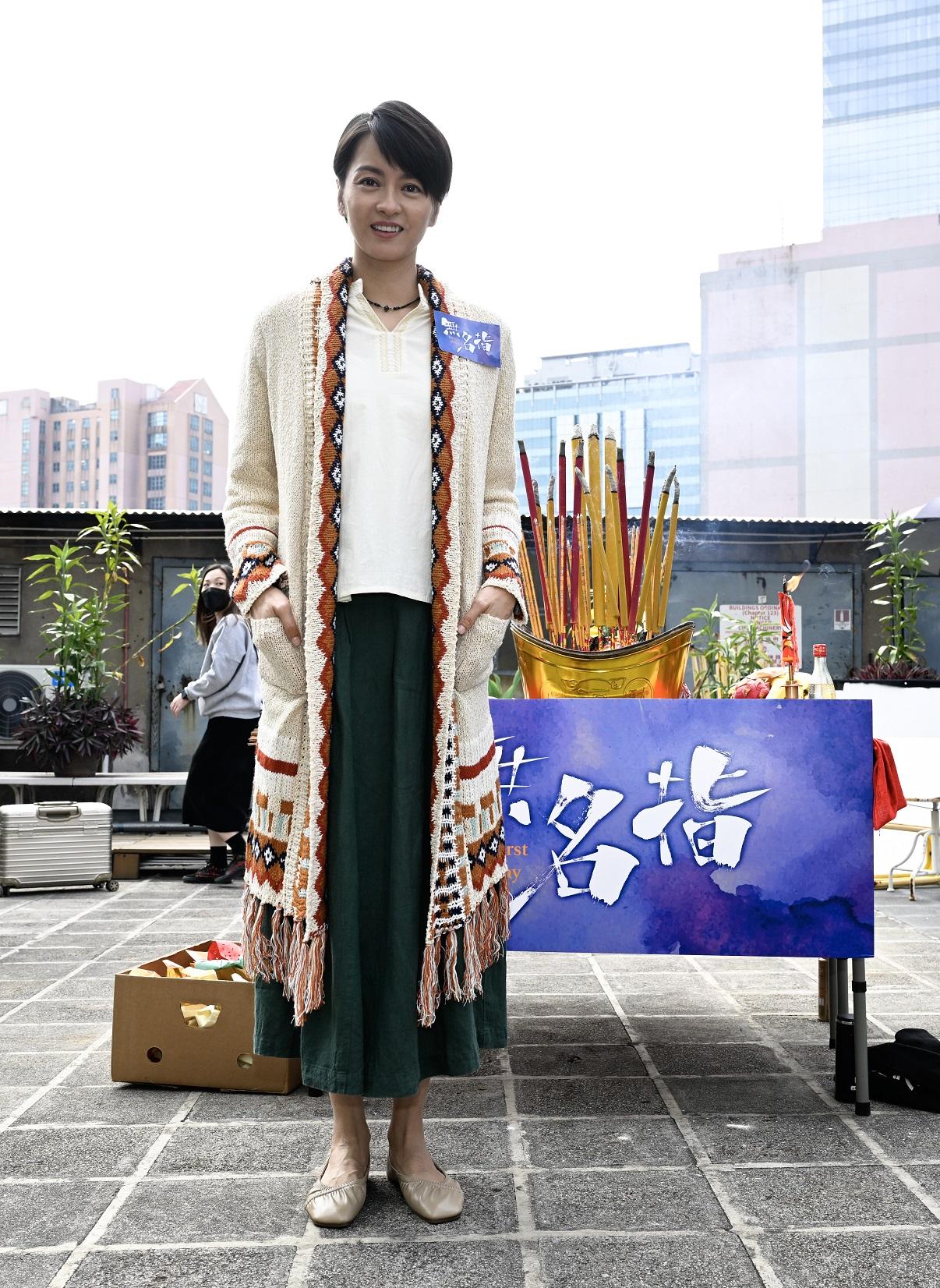 梁詠琪在《無名指》演棄女的母親,她形容是演戲以來最難角色。