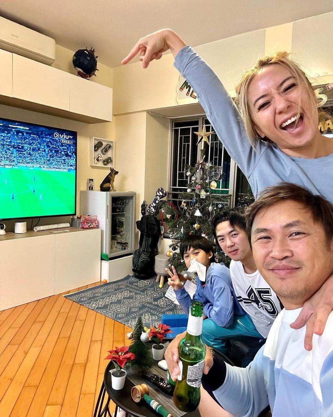 梁芷珮與老公一家4口。