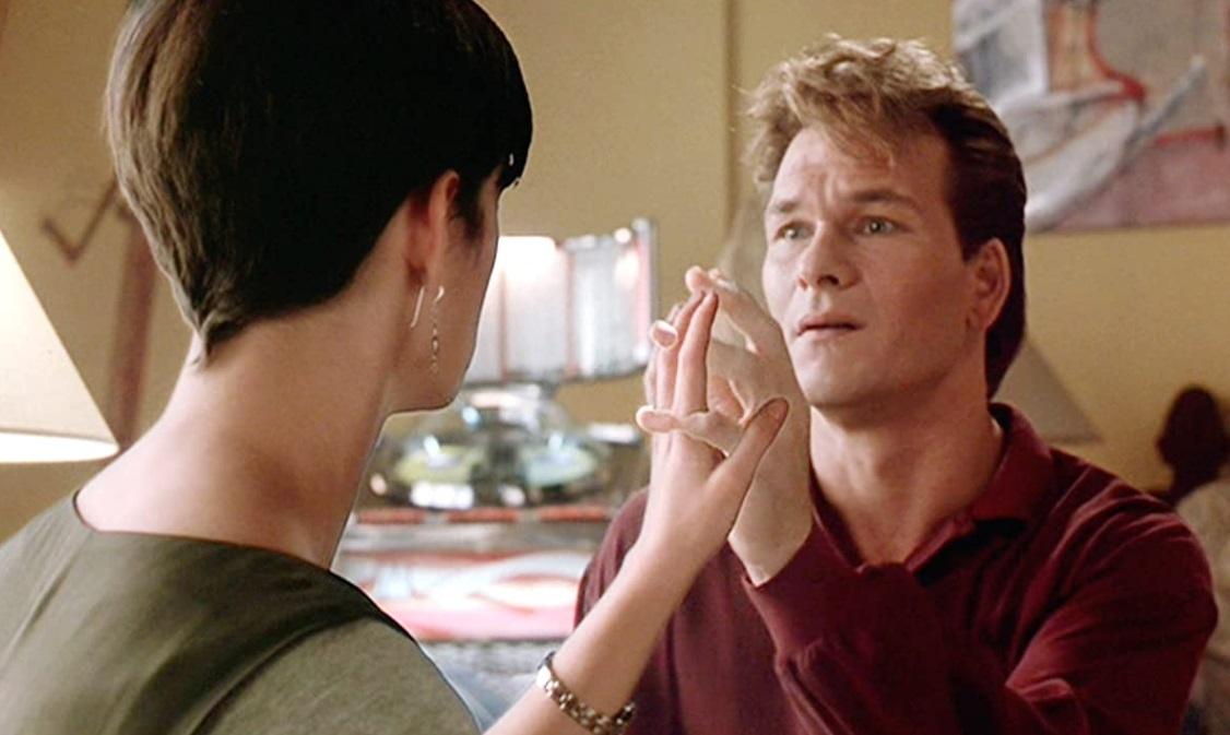 《人鬼情未了》在1990年上映後,全球票房勁收5.05億美元。