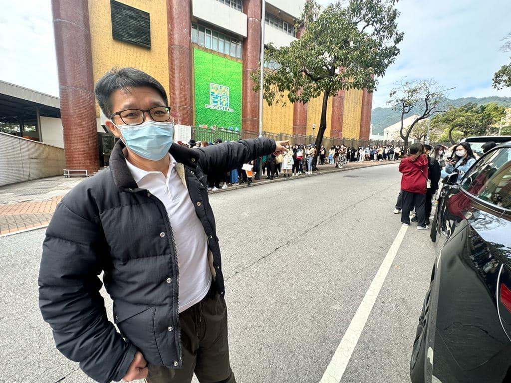 陳卓賢今日現身商台,吸引大批hellosss支持偶像。