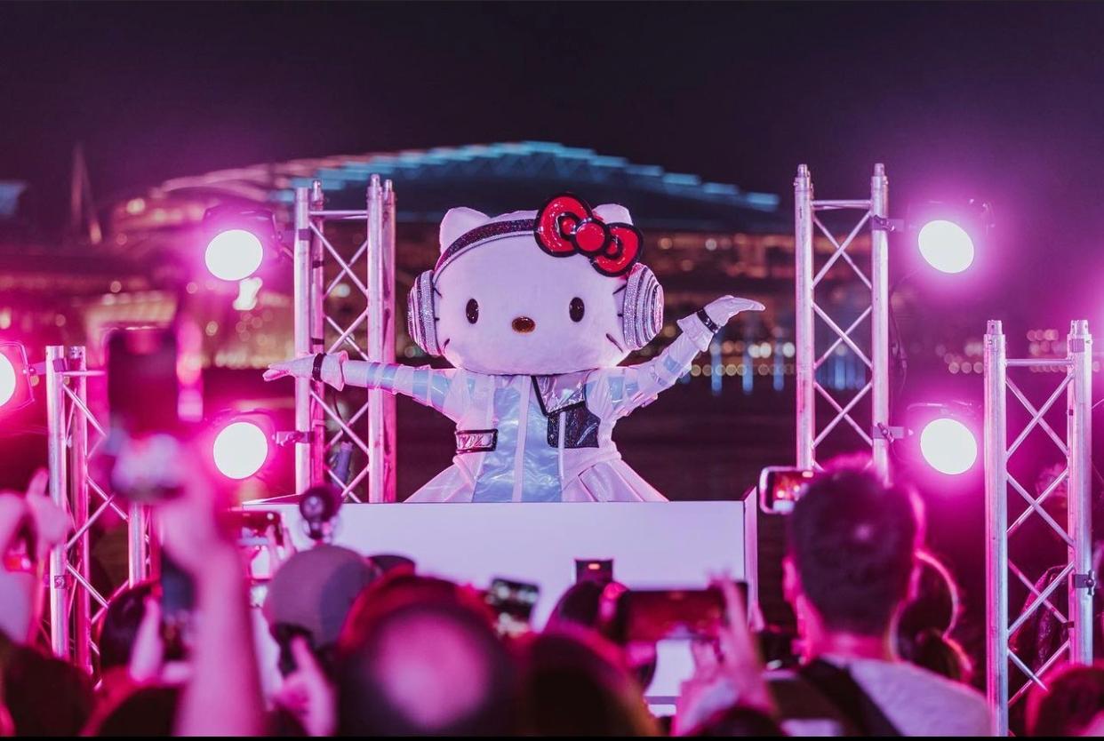 DJ Hello Kitty從日本飛來香港,為Alan Walker巡演香港站擔任暖場嘉賓。